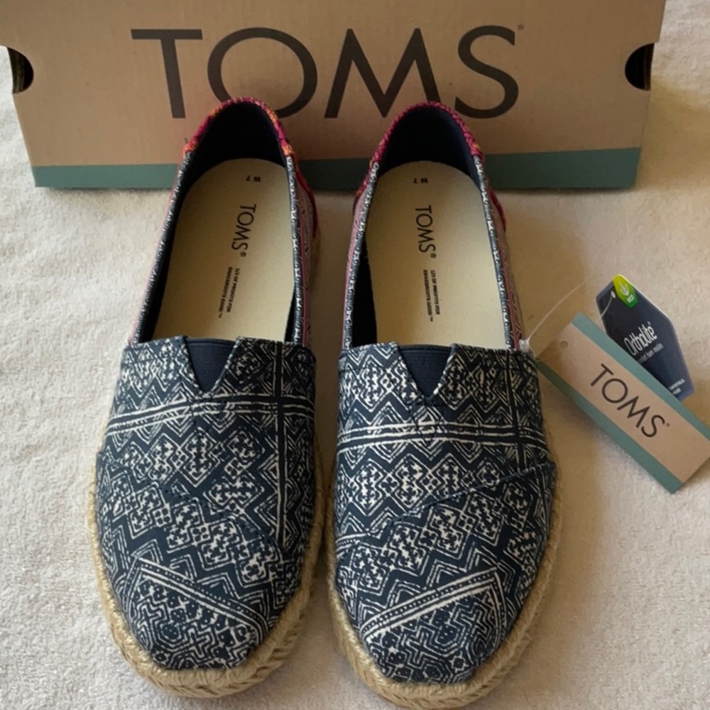 🪷 TOMS HMONG INDIGO FLORAL ROPE ESPADRILLE 🪷 - Picture 7 of 16